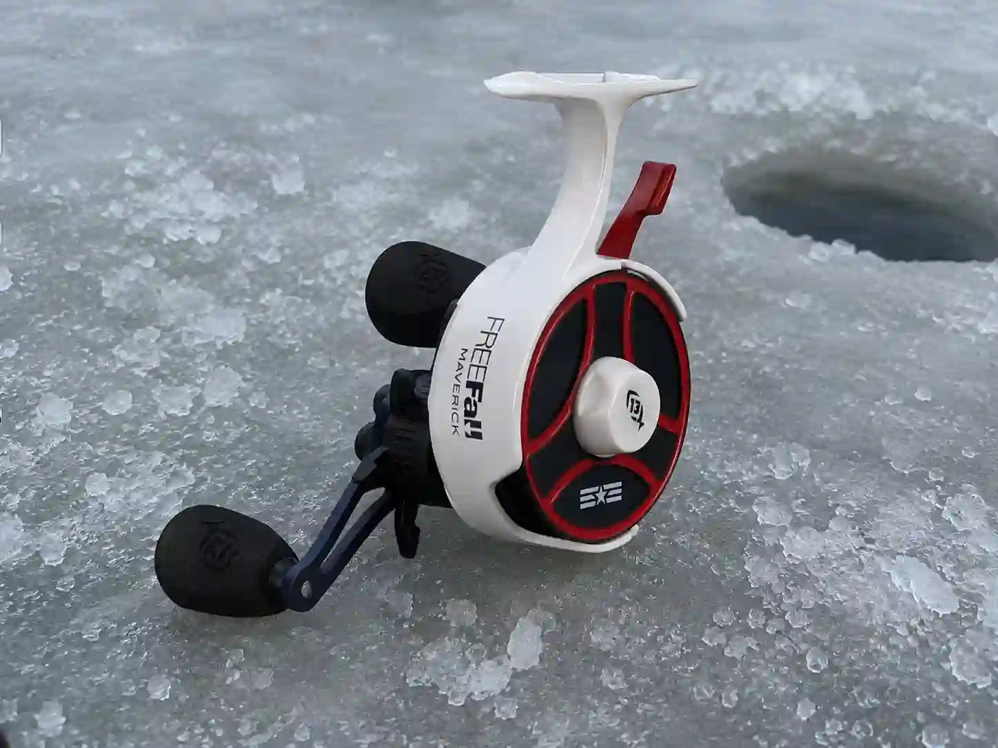 Best Budget Inline Tested Ice Fishing Reel – 13 Fishing FreeFall Ghost Maverick