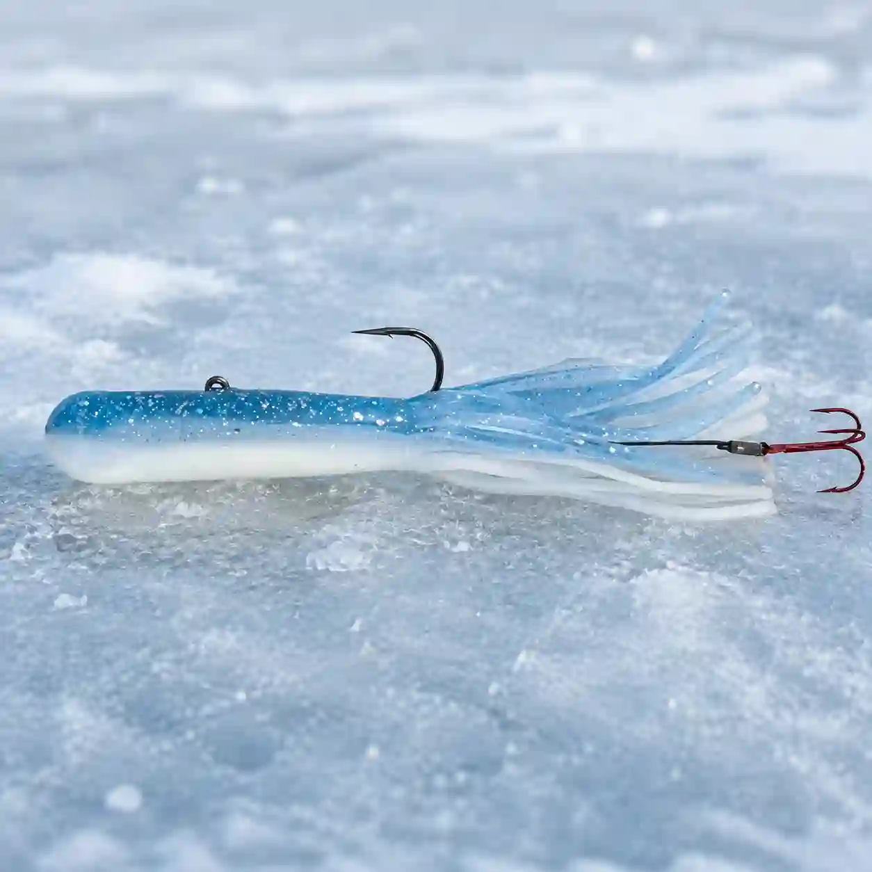 Northland Level-Head Predator Tube in Blue and White for ice fishing big pike